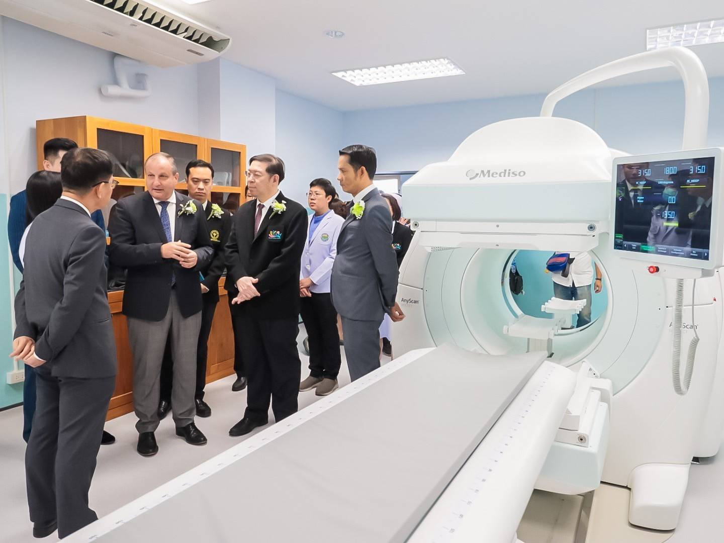 ก้าวล้ำวงการแพทย์ ! รพ.มะเร็งชลบุรี เปิดตัวเครื่อง SPECT/CT เครื่องที่ 2 เสริมความแม่นยำในการวินิจฉัย และการรักษา